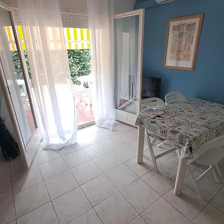 Centrico En Empuriabrava, A 600m De La Playa, Con Balcon Y Aire Acondicionado. - Es-228-188