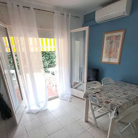 Apartment Centrico En Empuriabrava, A 600m De La Playa, Con Balcon Y Aire Acondicionado. - Es-228-188 *