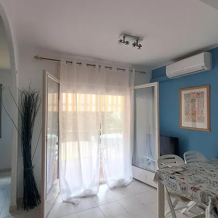 Centrico En Empuriabrava, A 600m De La Playa, Con Balcon Y Aire Acondicionado. - Es-228-188 Apartment *
