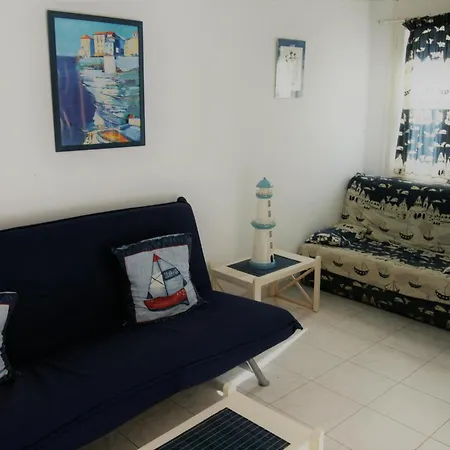 Centrico En Empuriabrava, A 600m De La Playa, Con Balcon Y Aire Acondicionado. - Es-228-188 Apartment *