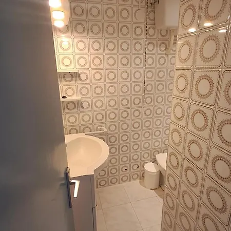 Centrico En Empuriabrava, A 600m De La Playa, Con Balcon Y Aire Acondicionado. - Es-228-188 Apartment